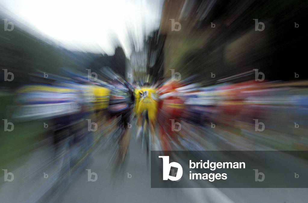 Bicycle race, Biking around Italy