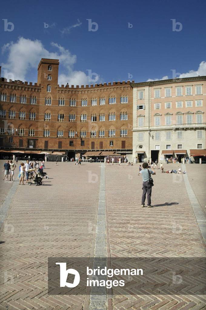 Piazza del Campo, Siena, Tuscany, Italy