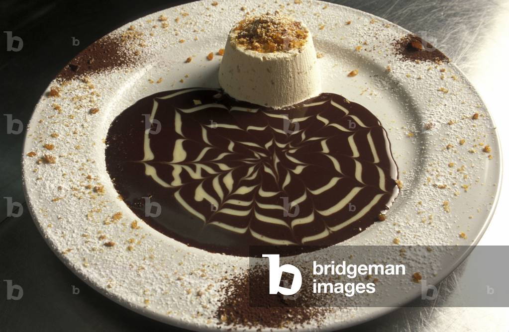 Semifreddo with almond and chocolate, Trattoria Gagini, Palermo, Sicily, Italy