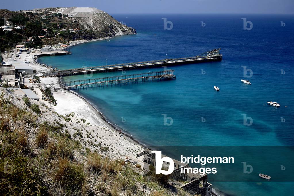 Harbour, Lipari island, Aeolian Islands, Sicily, Italy