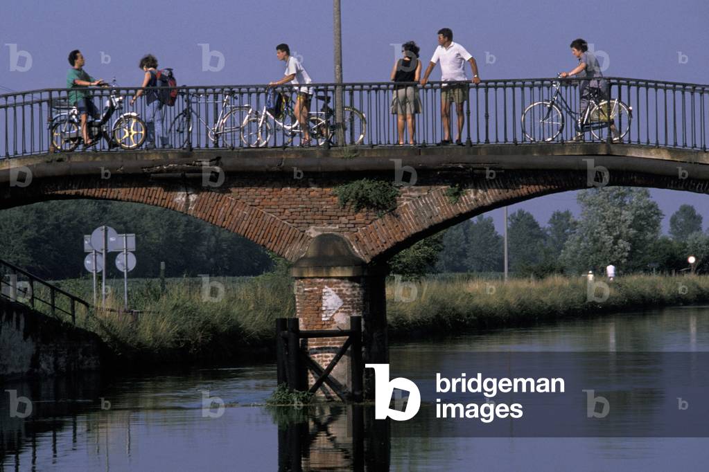 Bridge on Naviglio, Milan, Lombardy, Italy