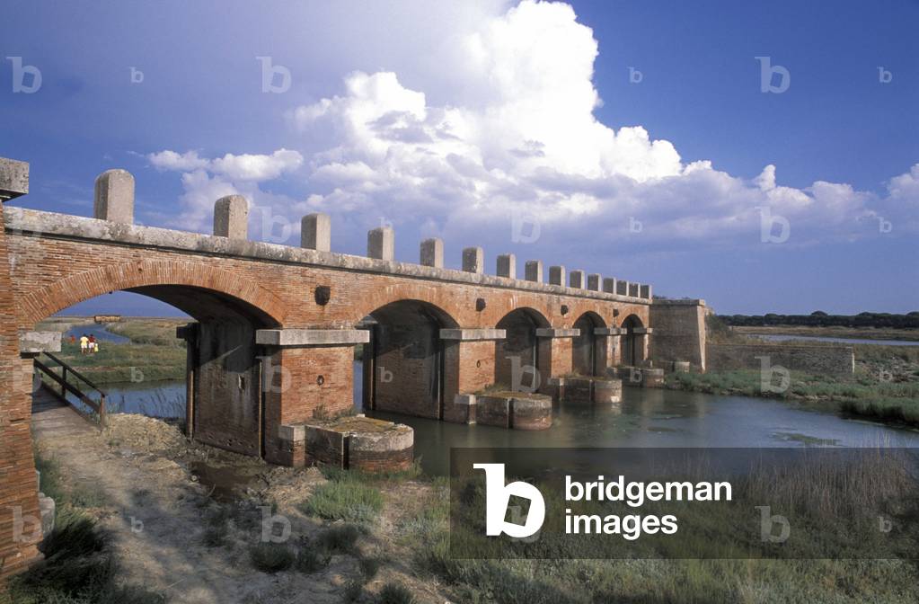 Bridge, Casa Rossa, Castiglione della Pescaia, Tuscany, Italy