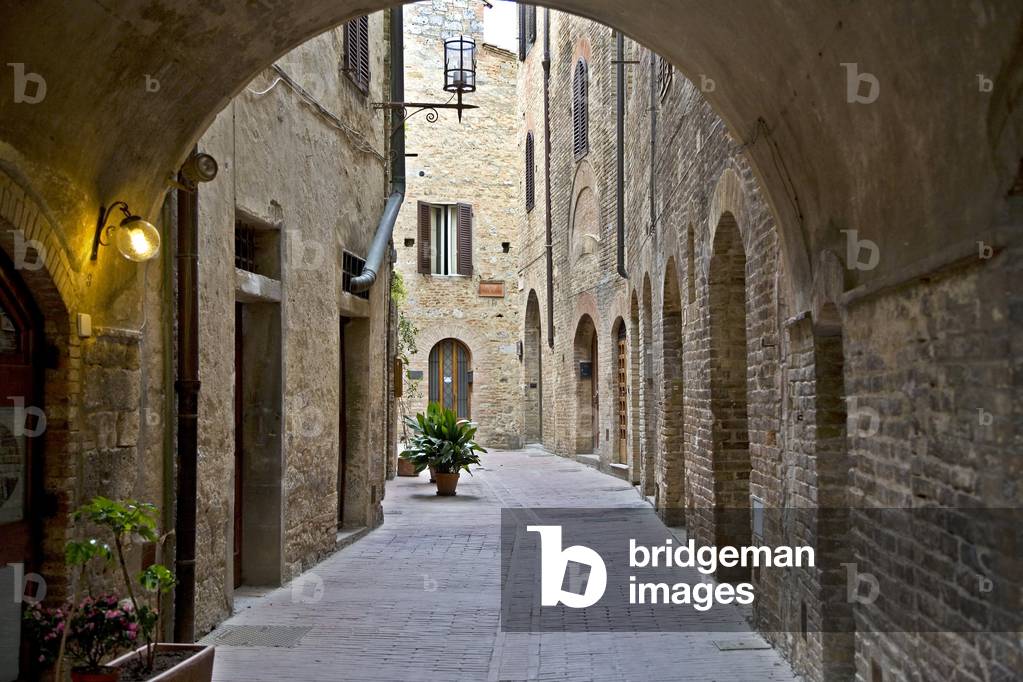 Foreshortening, San Gimignano, Tuscany, Italy