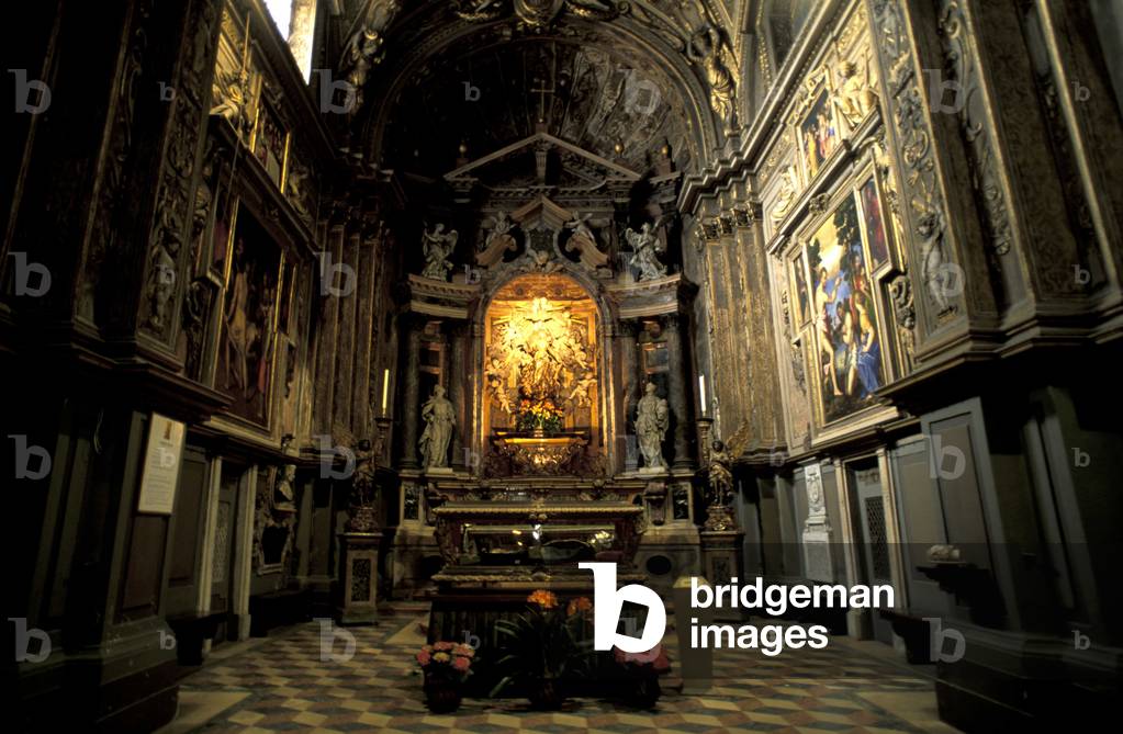 Interior of the cathedral, Cremona, Lombardy, Italy