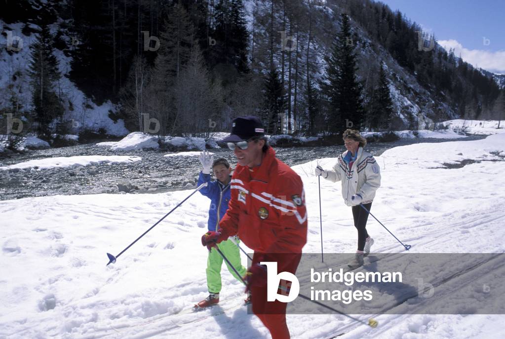 Cross-country skiing, Val Ferret, Valle d'Aosta, Italy