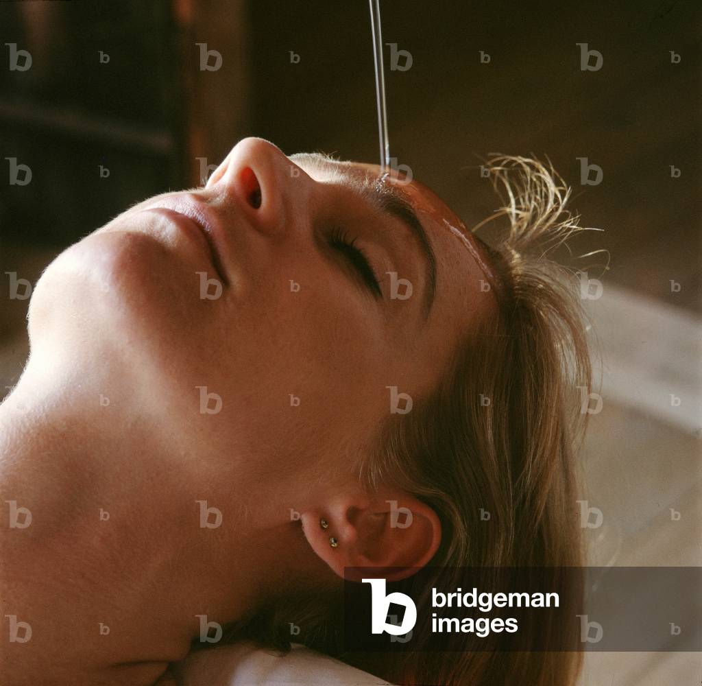 Ayurvedic massage with oil, Hotel Mirabell, Valdaora, Val Pusteria, Trentino Alto Adige, Italy