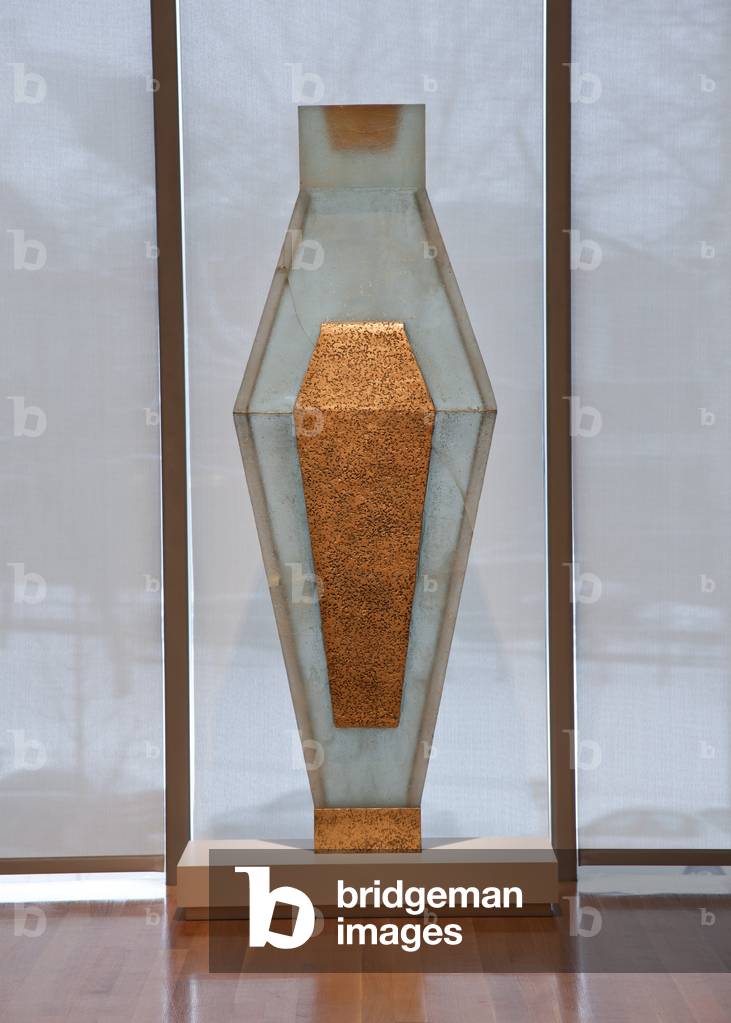 Fifth Figure, 1987 (cast glass, copper & gold leaf)
