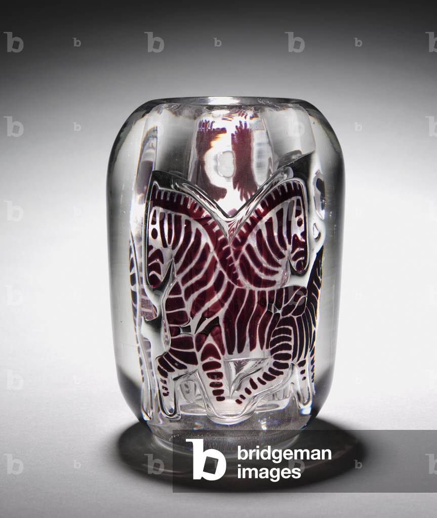 Zebra Vase, made by Orrefors Glasshouse, Sweden, 1939 (graal glass) 