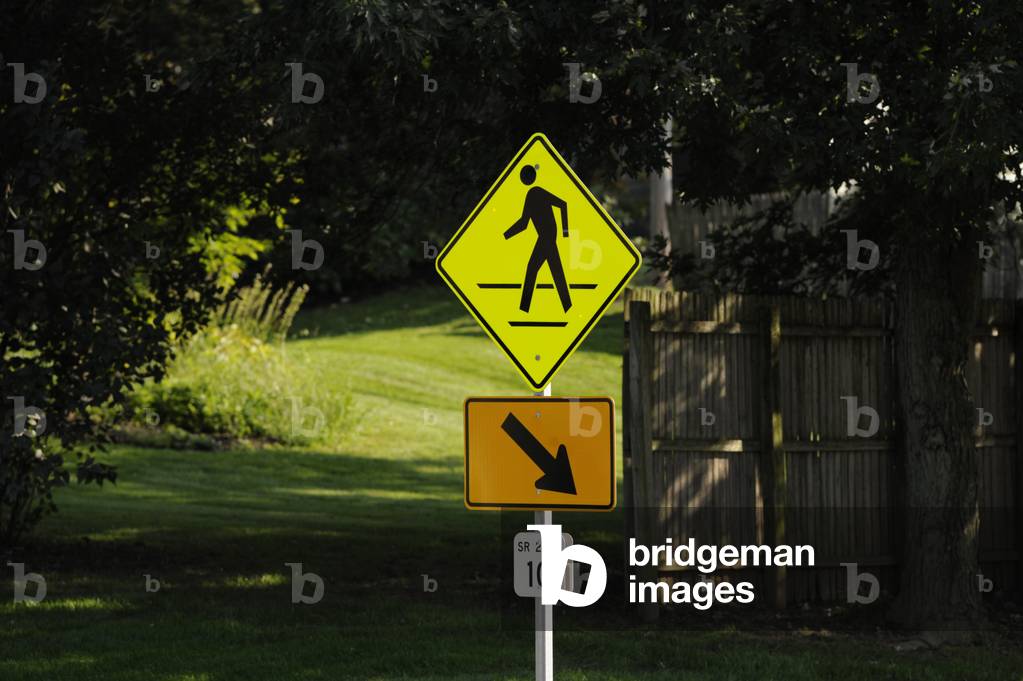 Road sign, USA (photo)