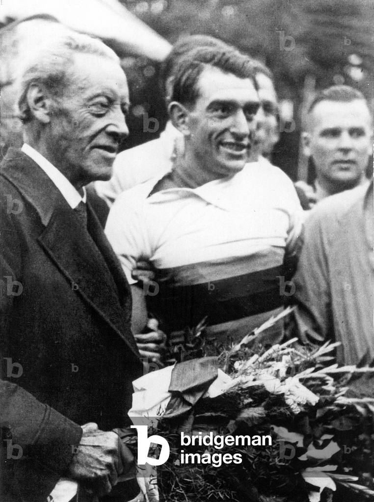 Antonin Magne during France cycling race 1934