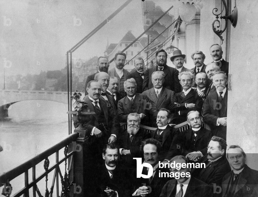 French-German socialist conference in Bern 1917 here on the picture Albert Thomas Marcel Sembat Scheidemann Haase Ledebourg Conrad Haussmann Franck and Georges Weill