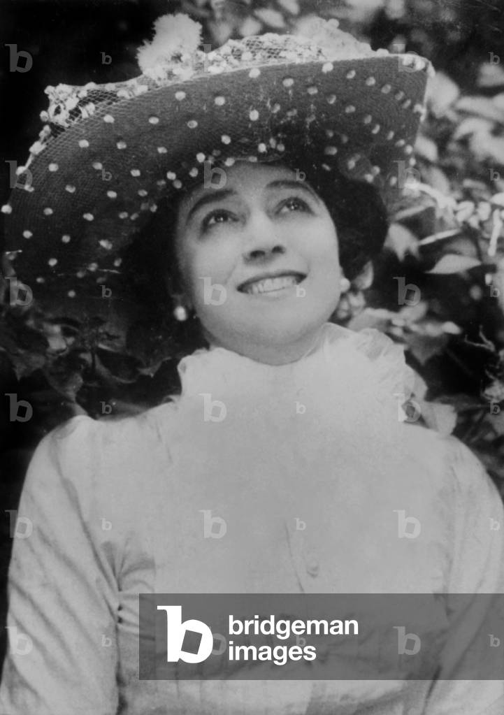Carolina Otero aka La Belle Otero (1868-1965) spanish courtesan and dancer