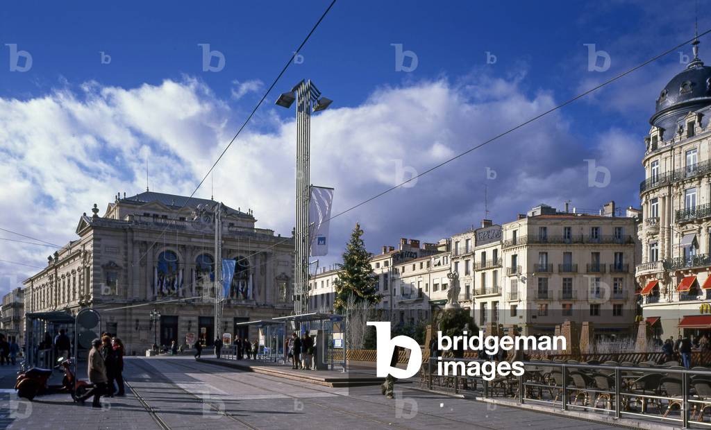 The tramway in Montpellier made by Elisabeth Garrouste and Mattia Bonetti, 2000. Photography 2000.