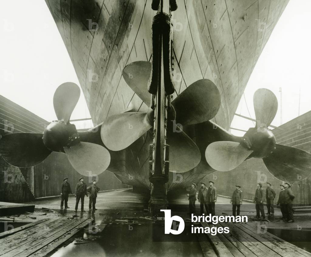 Image Of The Titanic s Propellers In The Thompson Graving Dock Of 