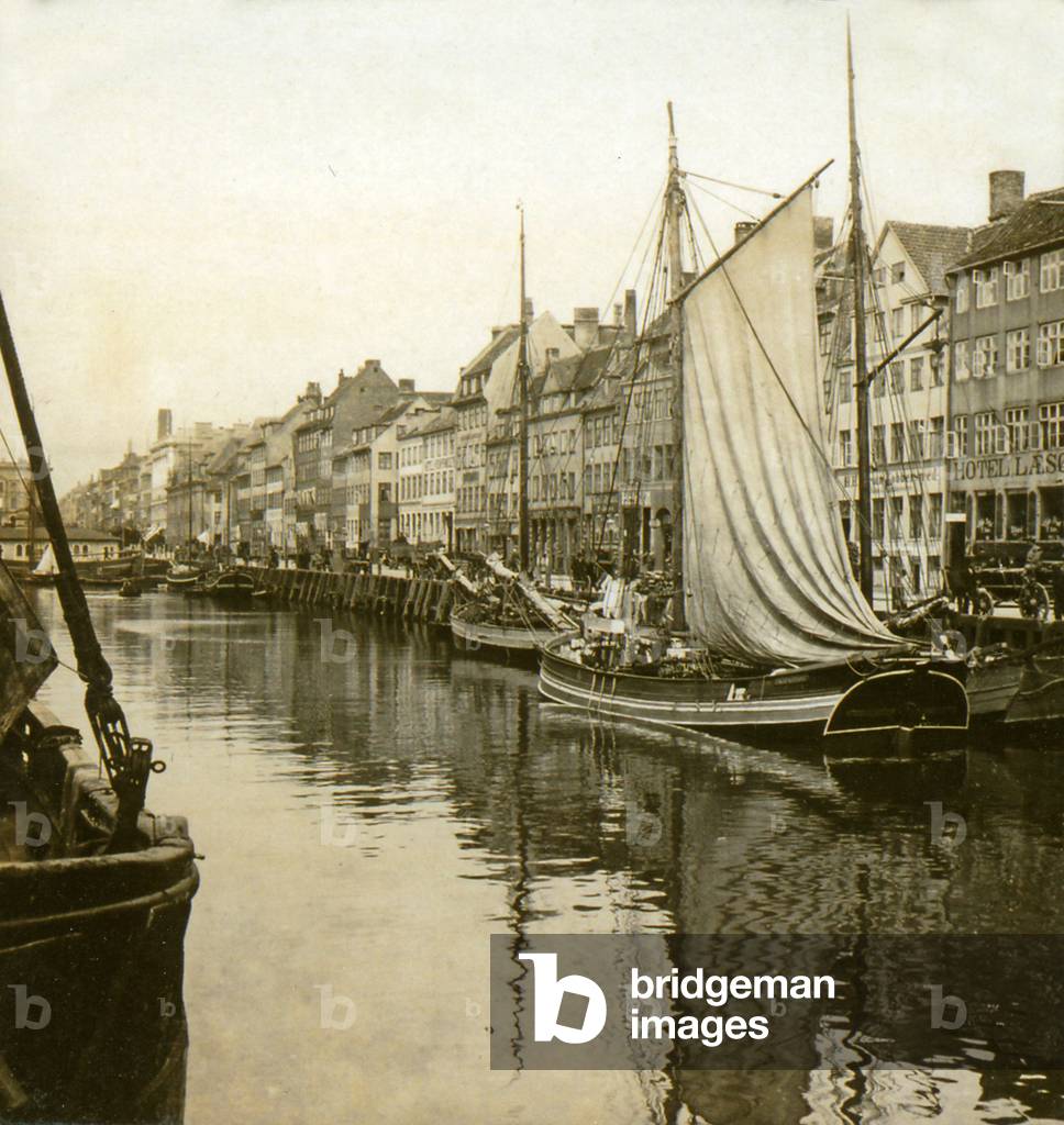 View of Nyhavn, Copenhagen.  1902 (photo)