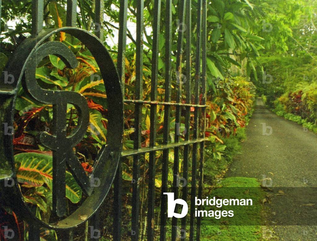 Monogrammed entrance gates of Villa Vailima, Apia, Samoa (photo)