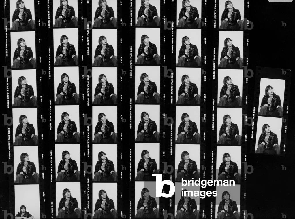 French singer Renaud (Renaud Sechan) posing for his album cover 'Le retour de Grard Lambert', 1981 (photo)