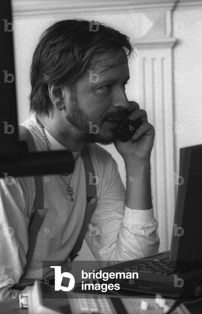 Recording of album 'A la belle de mai' French singer Renaud (Renaud Sechan), at home, Paris, 1994 (photo)