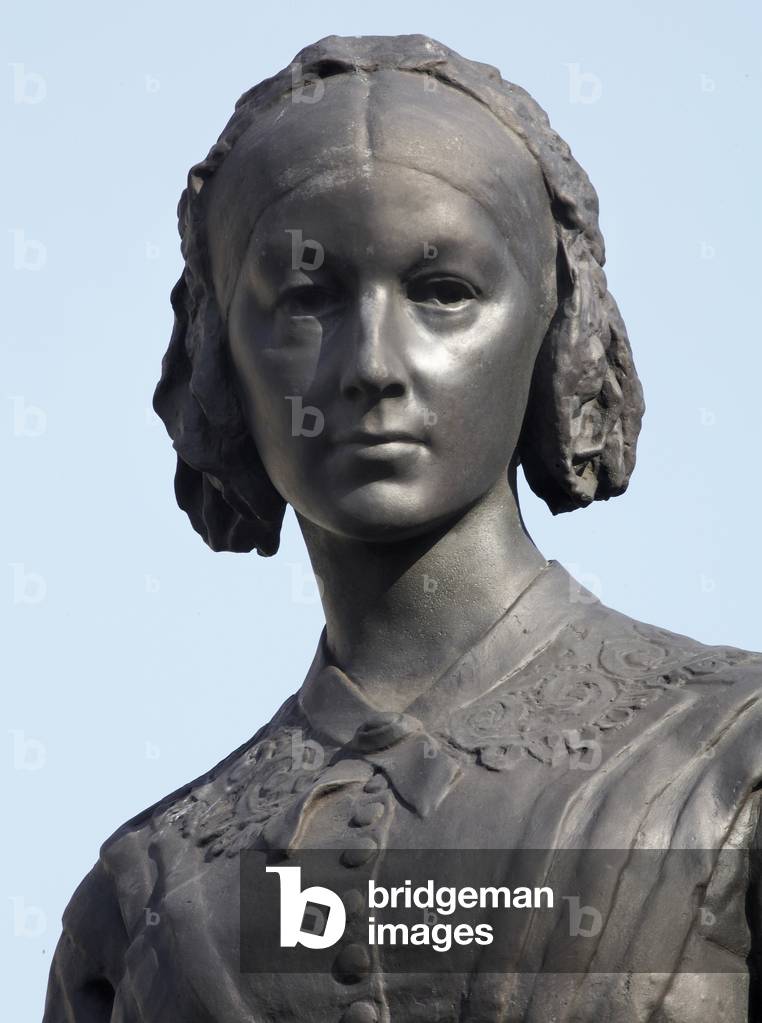 Detail of Florence Nightingale by Arthur Walker, Waterloo Place (photo)