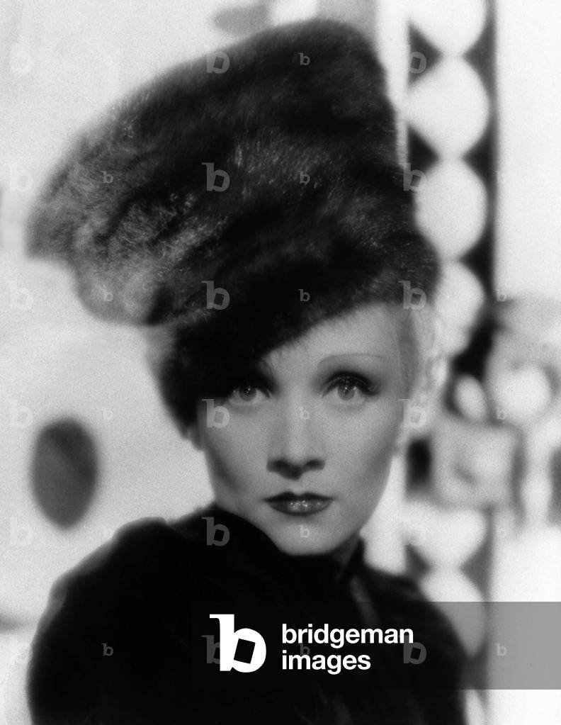 The Scarlet Empress - L'imperatrice rouge 1934 directed by Josef von Sternberg