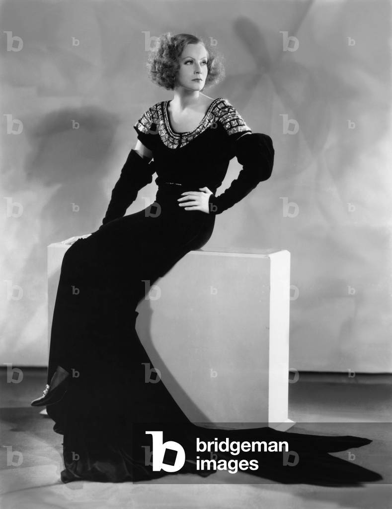 INSPIRATION, 1931 directed by CLARENCE BROWN Greta Garbo (b/w photo)