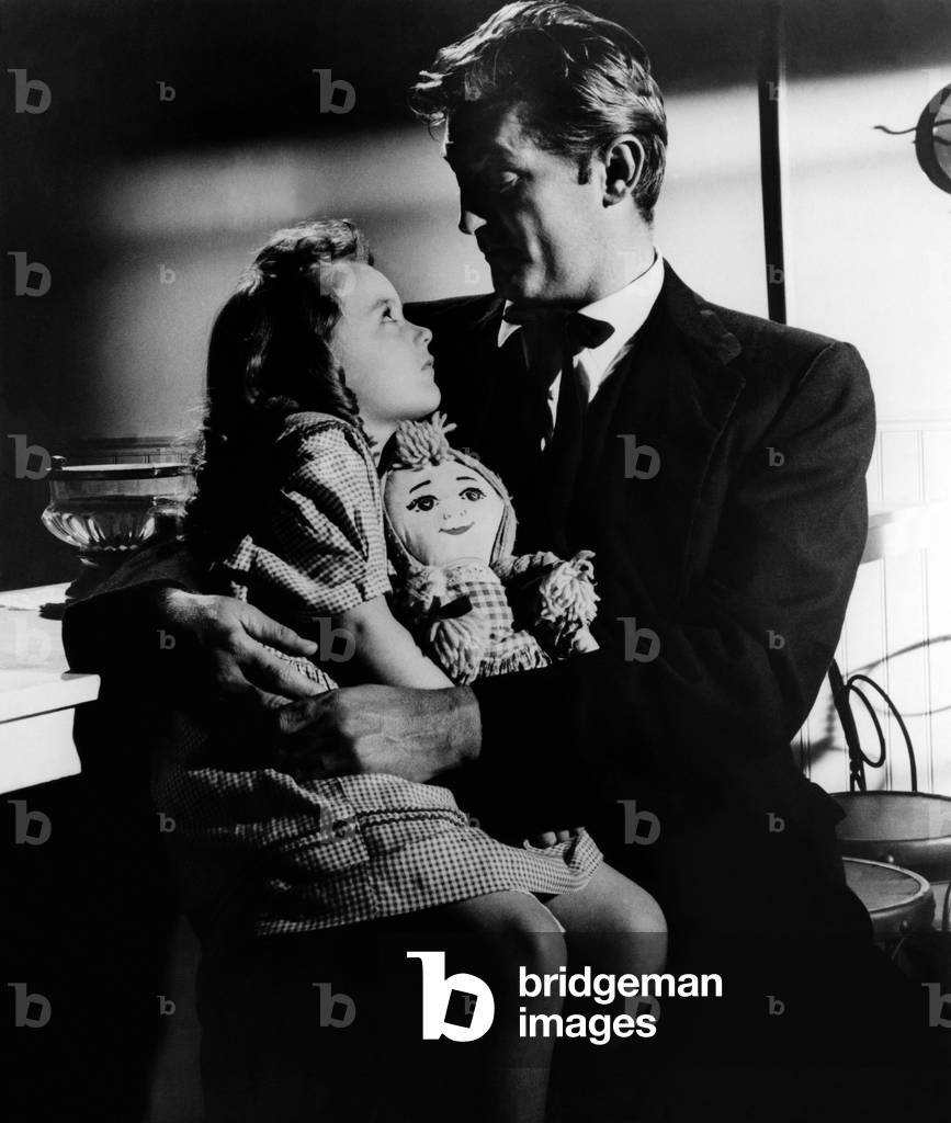 Sally Jane Bruce And Robert Mitchum