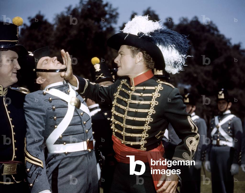La Charge Fantastique THEY DIED WITH THEIR BOOTS ON by Raoul Walsh with Joe Sawyer, Arthur Kennedy and Errol Flynn, 1941 (photo)