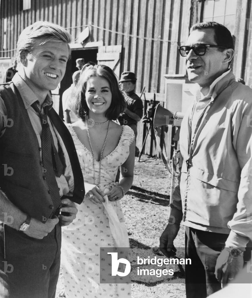 On The Set, Robert Redford And Natalie Wood With Sydney Pollack, This Property Is Condamned 1966 Directed By Sydney Pollack