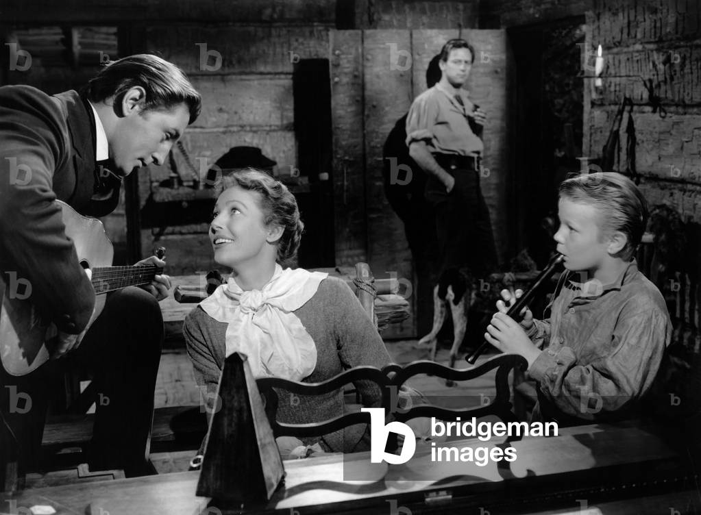 Robert Mitchum, Loretta Young, William Holden (Behind) And Gary Gray.