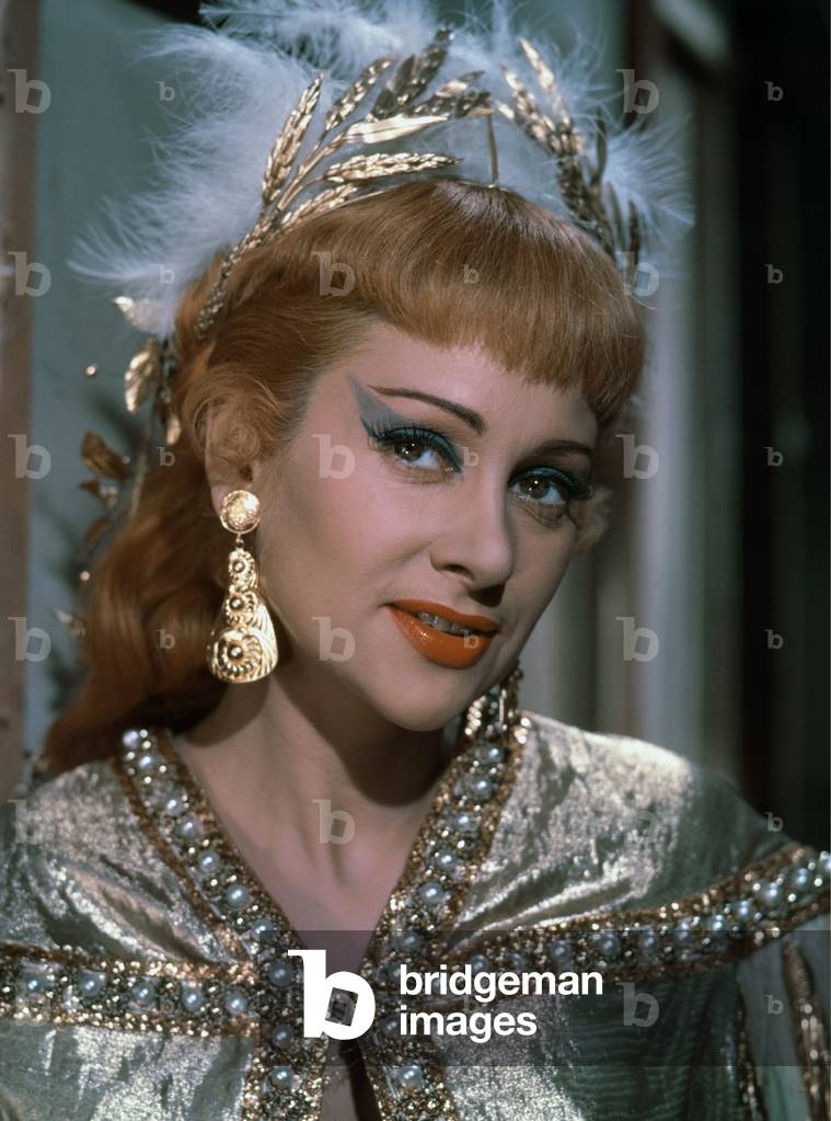 NANA, 1954 directed by CHRISTIAN-JAQUE Martine Carol (photo)