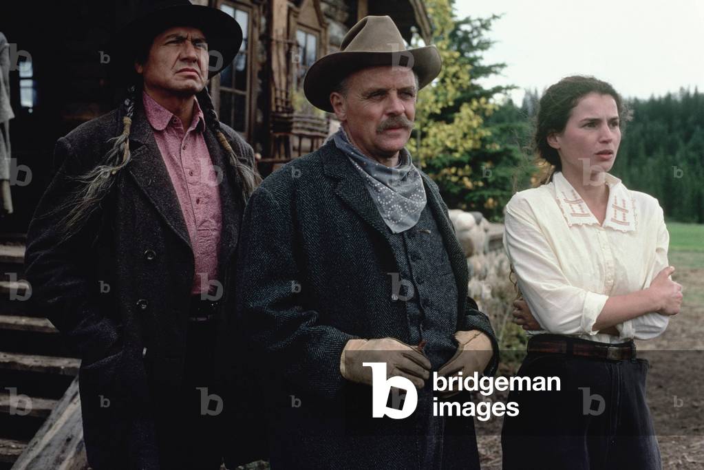 Anthony Hopkins And Julia Ormond