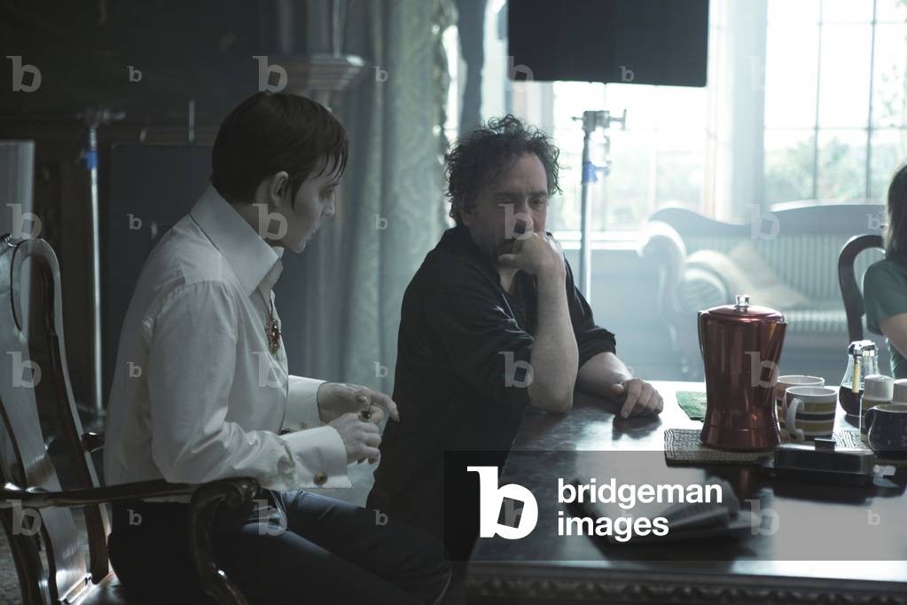 (L-R) Johnny Depp And Director Tim Burton On Set During The Production Of Warner Bros. Pictures And Village Roadshow Pictures Dark Shadows, A Warner Bros. Pictures Release., Dark Shadows 2012 Directed By Tim Burton
