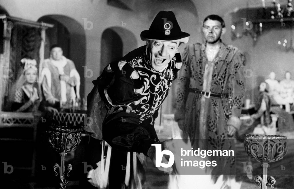 Jules Berry And Fernand Ledoux
Scenario De Jacques Prevert, Les Visiteurs Du Soir 1942 Directed By Marcel Carne