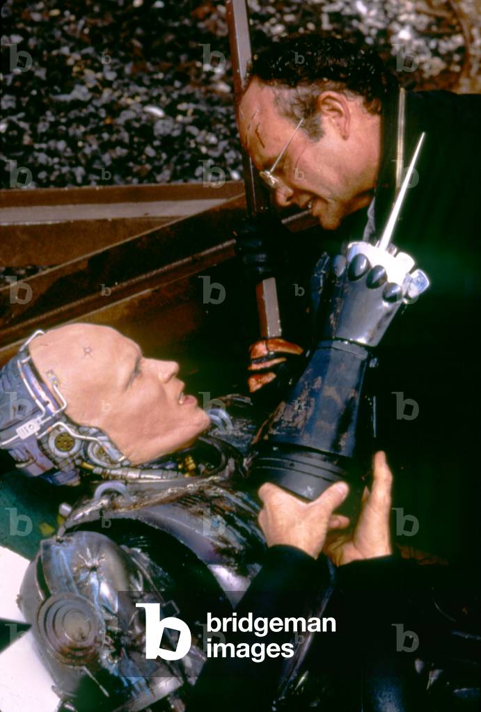 On The Set, Peter Weller And Kurtwood Smith.