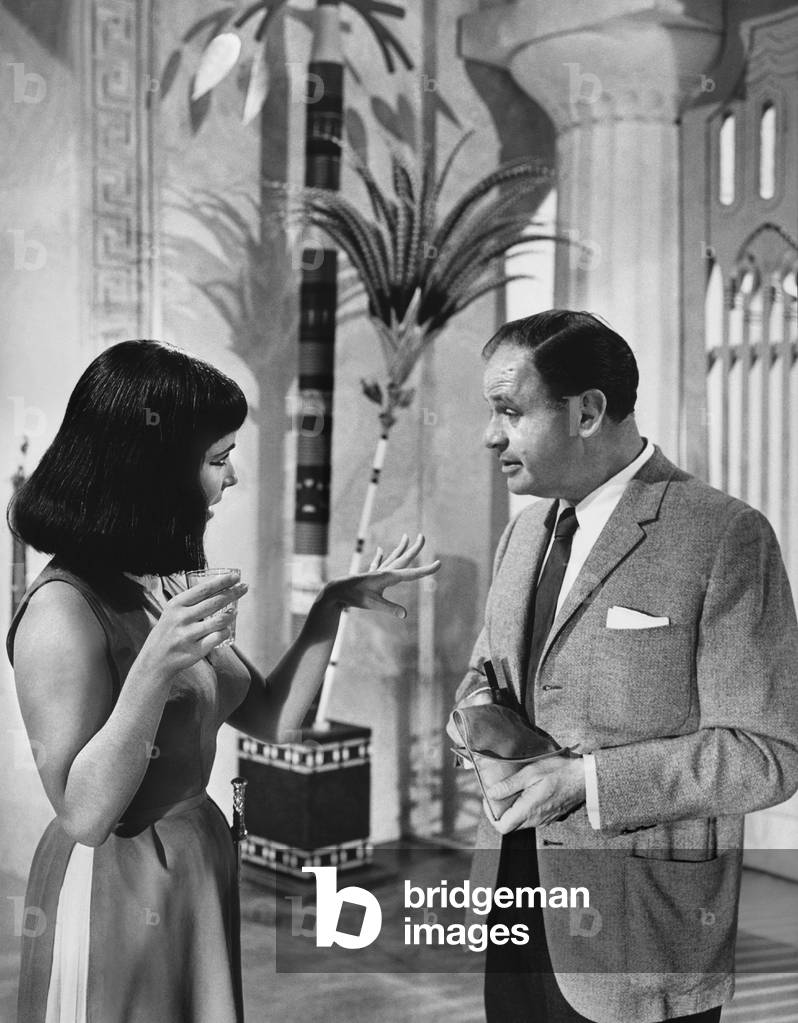 On The Set, Elizabeth Taylor And The Director Joseph L. Mankiewicz., Cleopatra 1963 Directed By Joseph L. Mankiewicz