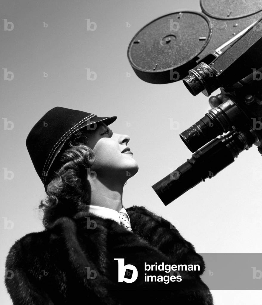 Danielle Darrieux Born In 1917