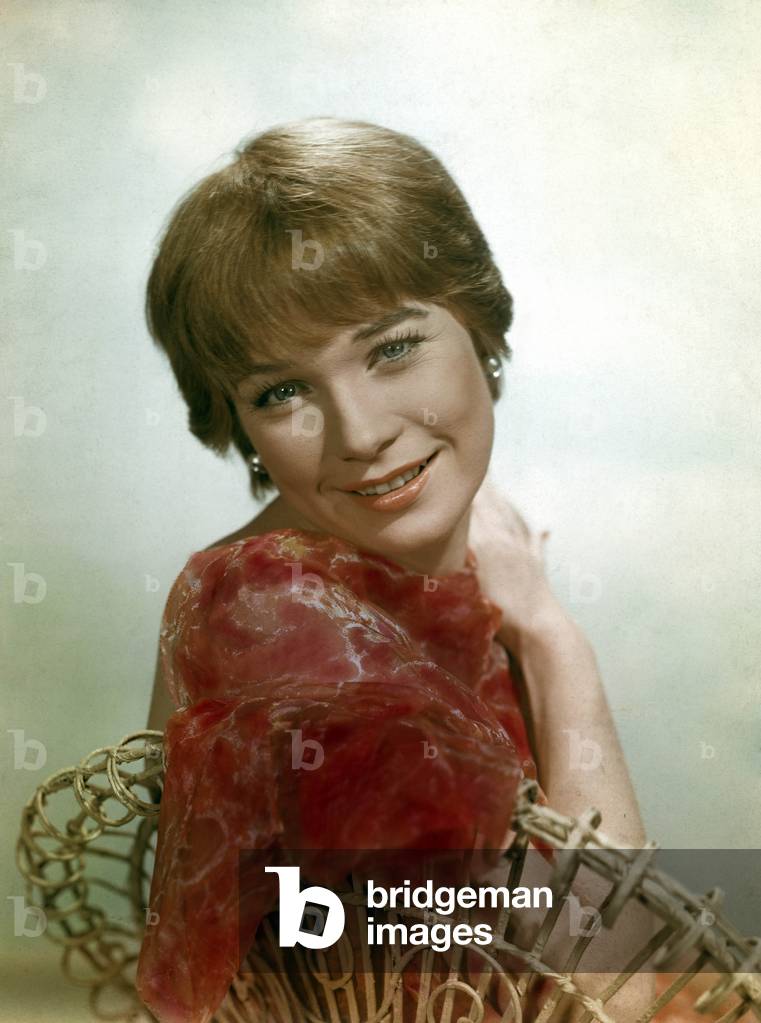 Shirley Maclaine 1969