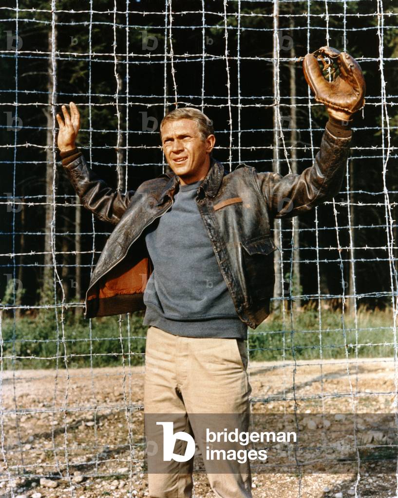 THE GREAT ESCAPE, 1963 directed by JOHN STURGES Steve McQueen (photo)