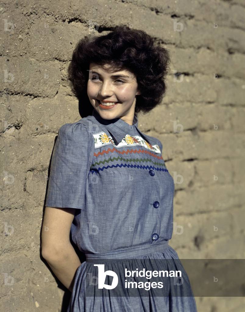 Jennifer Jones (photo)