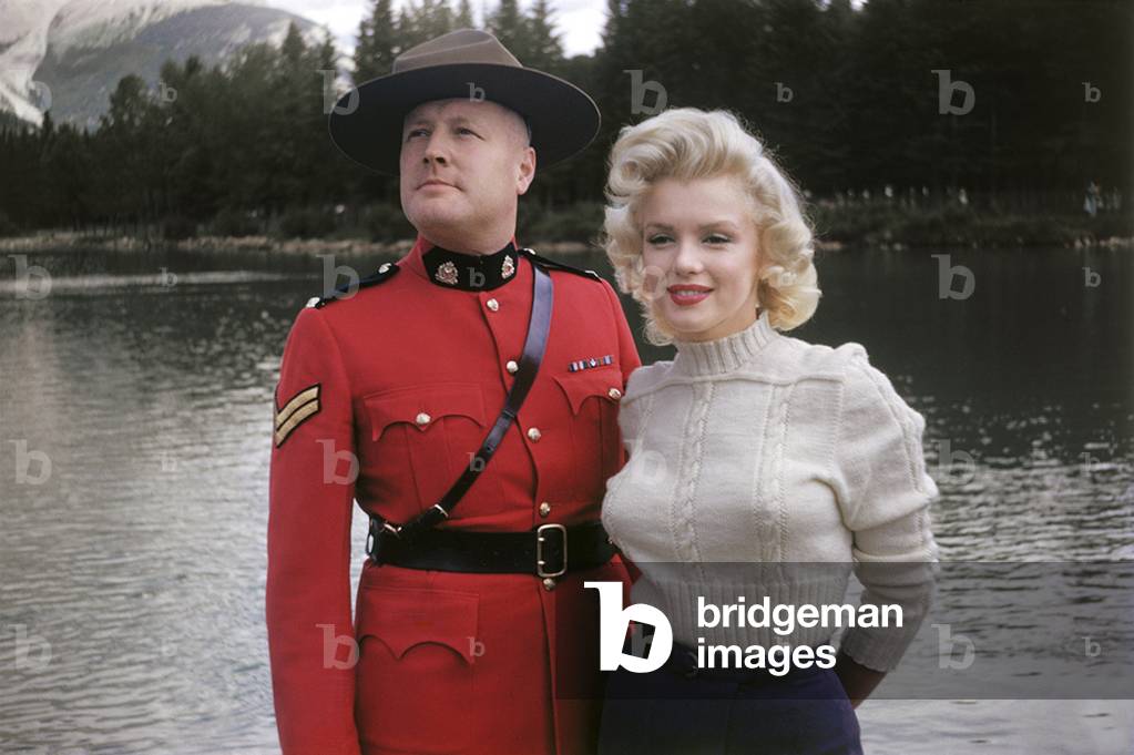 Marilyn Monroe on the set of River of no Return, 1954 (photo)