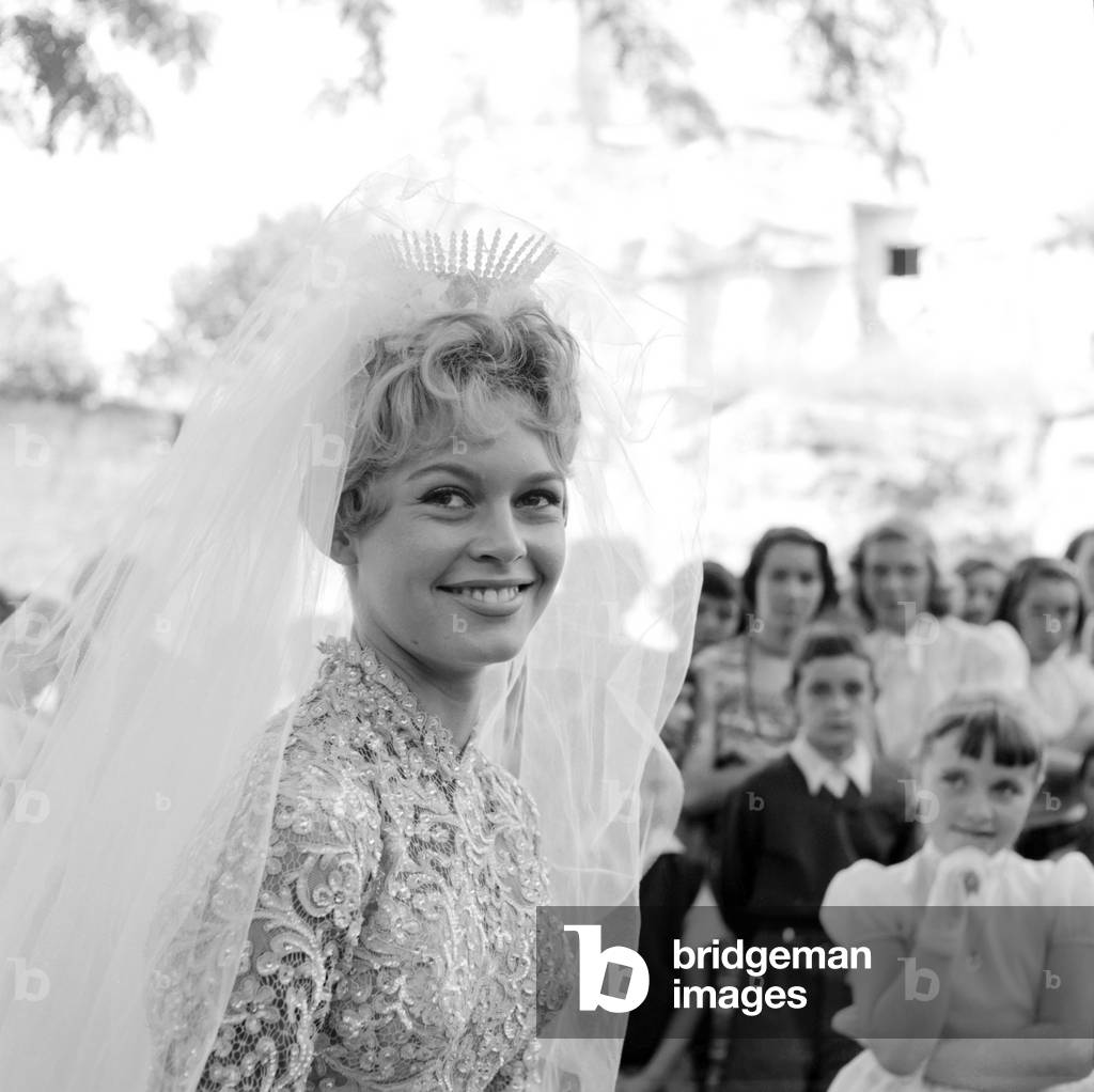 La mariée est trop belle aka The Bride is too beautiful directed by Pierre Gaspard-Huit, 1956