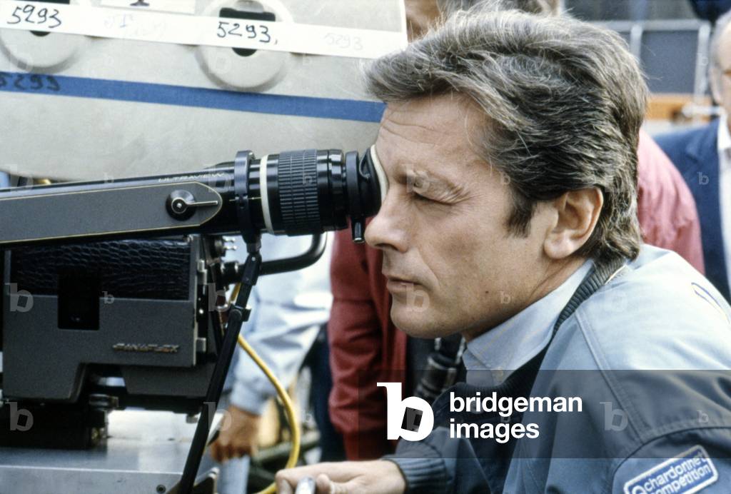 Alain Delon on the set of Le battant, 1983 (photo)