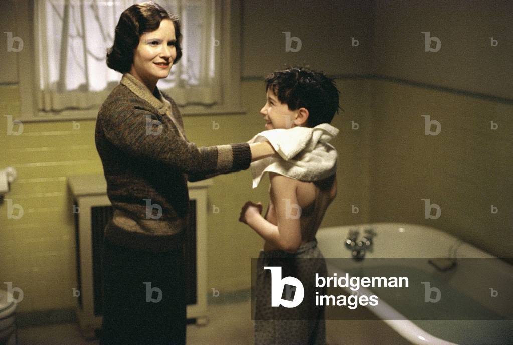 Jennifer Jason Leigh And Liam Aiken