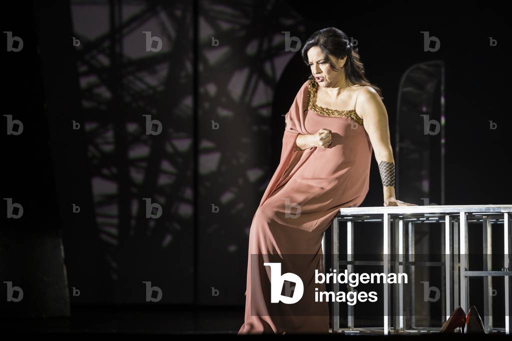Nancy Fabiola Herrera as Dalila in the opera 'Samson et Dalila', at the Teatro de la Maestranza, Seville, November 2019 (photo)