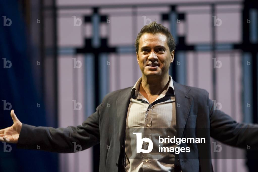 Erwin Schrott as Don Giovanni (photo)