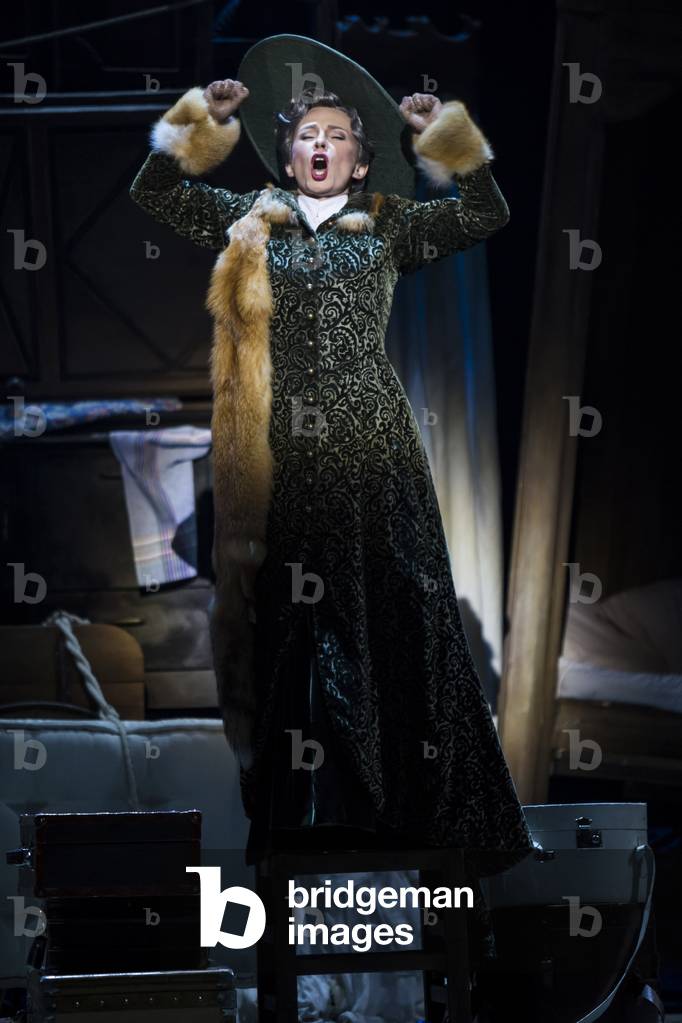 Marina Pinchuk as Marquise of Berkenfeld (photo)