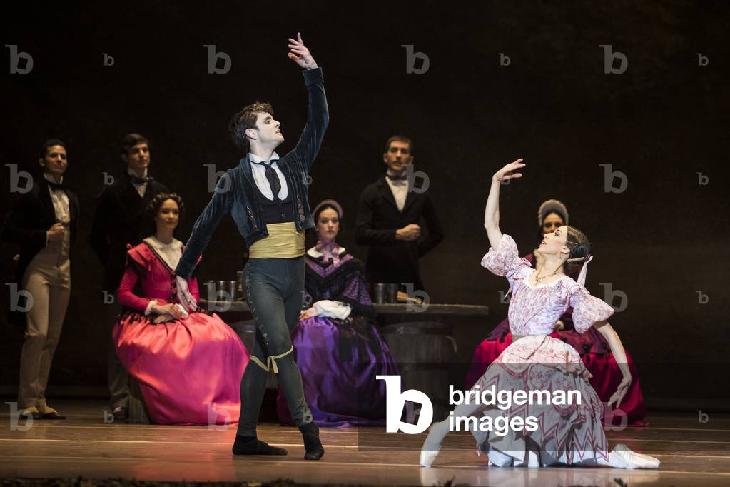 Cristina Casa as Giselle and Yanier Gomez as Albrecht, Teatro de la Maestranza, Seville, Spain, 2021 (photo)