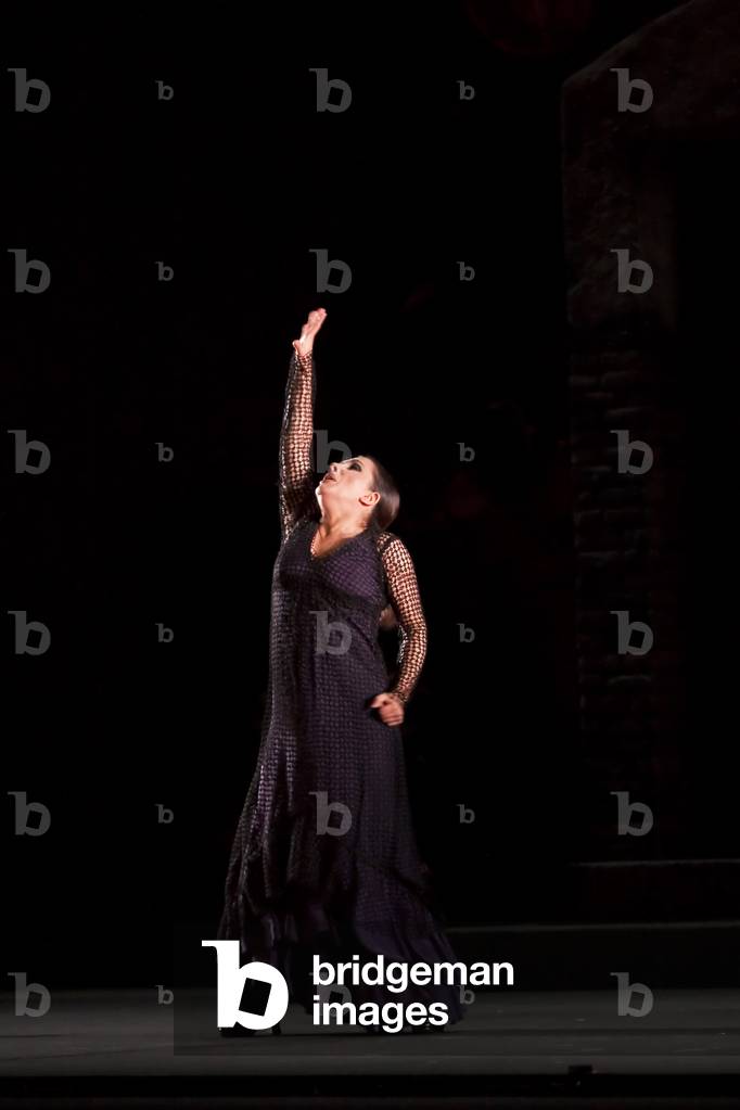 Eva Yerbabuena in ballet flamenco (photo)