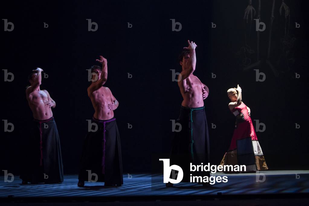 Eva Yerbabuena in Apariencias (photo)