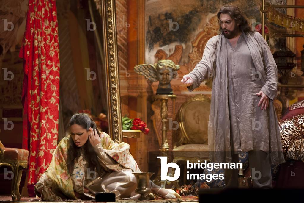Placido Domingo as Athanael and Nino Machaidze as Thais (photo)